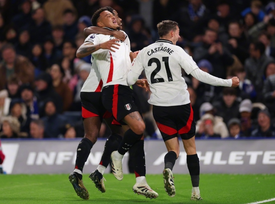 NBA常规赛战报：快船客场险胜雷霆