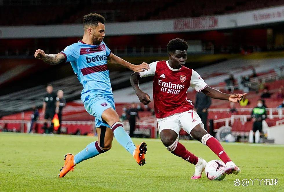 东契奇半场贡献18分，浓眉6分3篮板3助攻